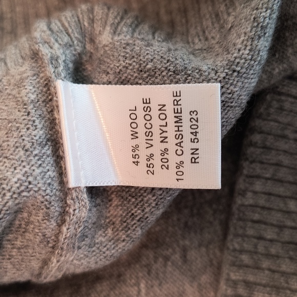 Banana Republic Luxury Cashmere Blend Gray Long Sleeve Sweater size M - Picture 9 of 11